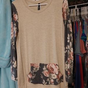 LS floral blocking shirt with front pocket, NWOT